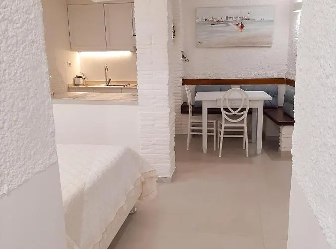 Appartamento Camera La Bicocca - Centro Di *